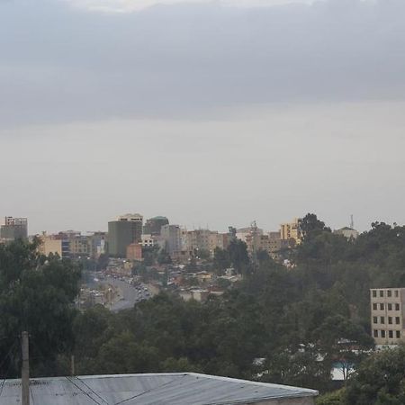 Cozy 1-Bedroom Luxury Apartment Addis Ababa Exterior foto